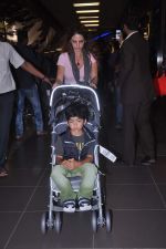 Suzanne Roshan snapped at the Mumbai Airport on 14th June 2012 (25).JPG